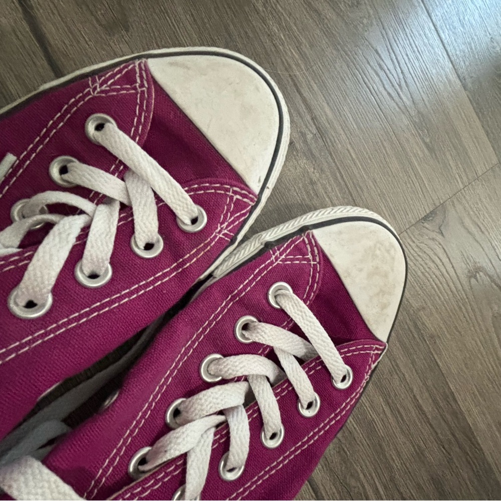 Converse All Star Fuchsia and White Chucks Sneakers Shoes size 6M 8W - Picture 5 of 6